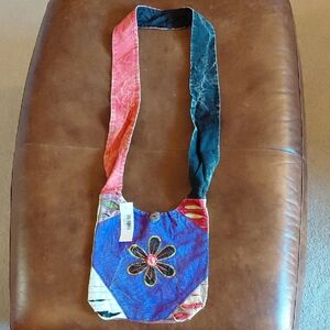 NWT Frestyle Cotton Floral Patchwork Hobo Crossbody Bag